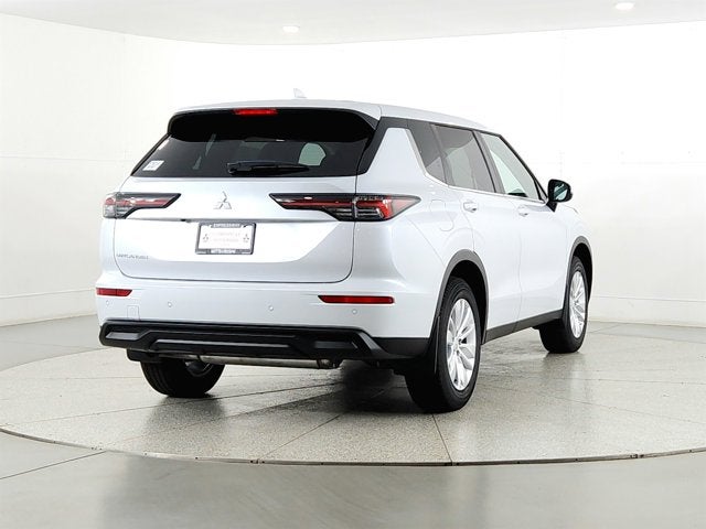 2026 Mitsubishi Outlander — interior view