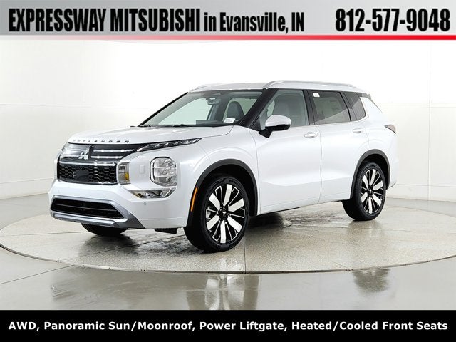 2026 Mitsubishi Outlander SEL in White Diamond — front three-quarter view